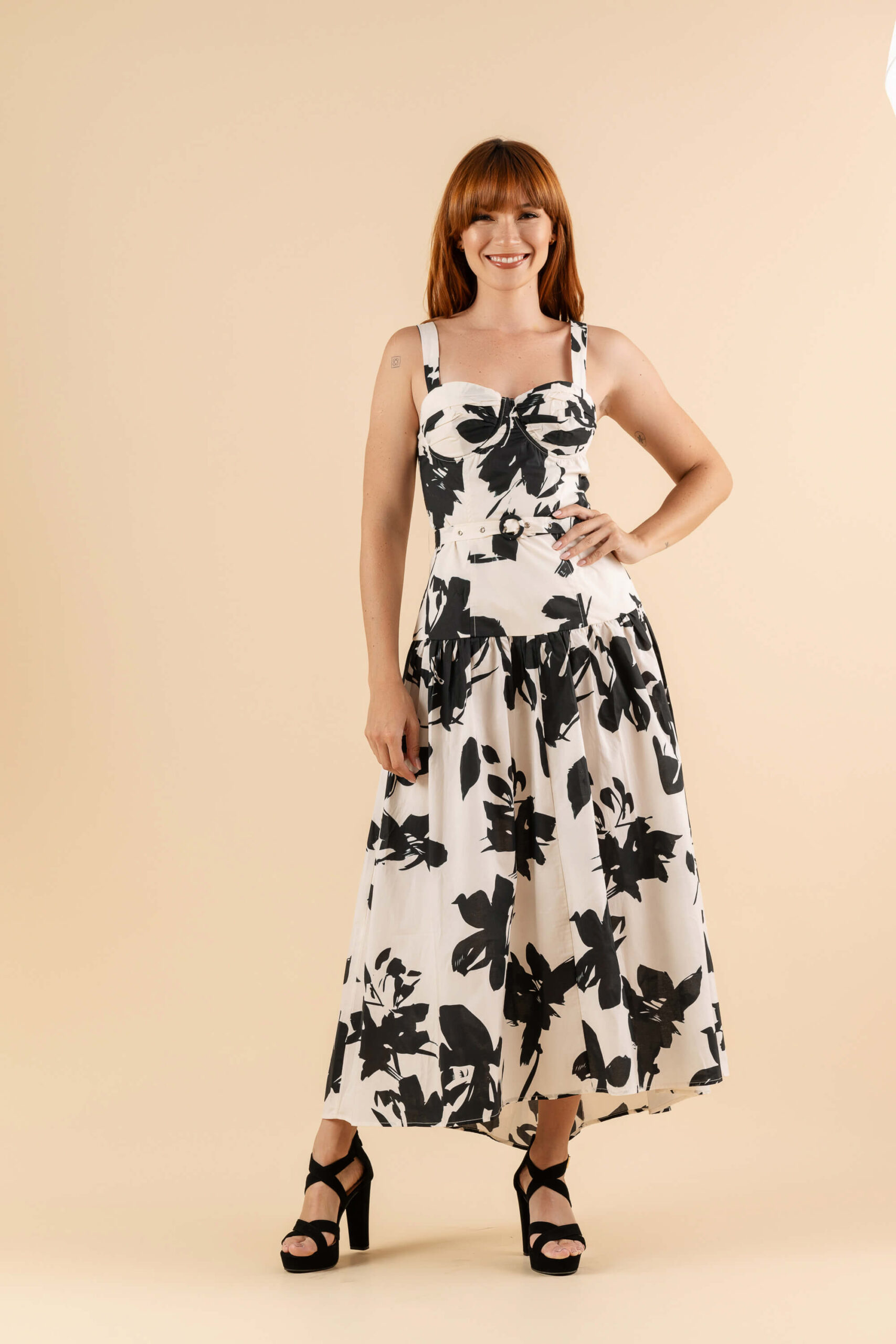 Vestido flores negras