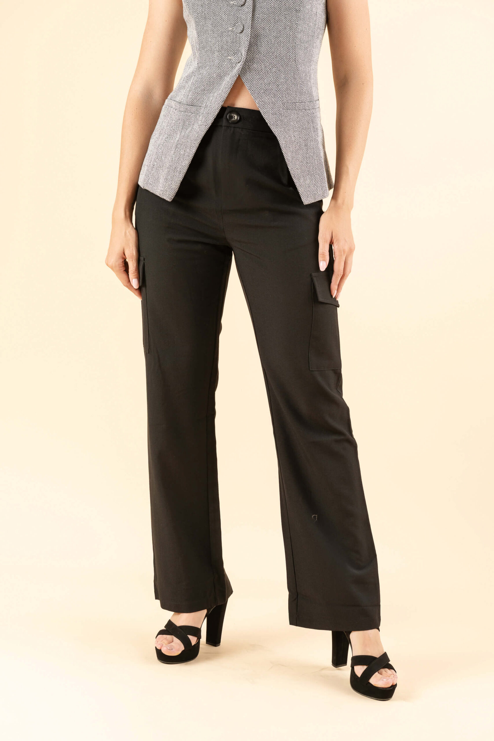 Pantalón estilo cargo